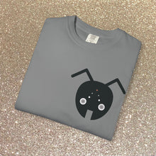 Load image into Gallery viewer, Giant-AEZTHETYKZ Cabezon Logo: Garment-Dyed Tee Shirt
