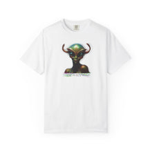 Load image into Gallery viewer, Alien Princess Graphic Print: Tee Shirt

